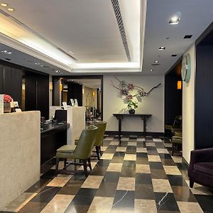 53 Hotel
